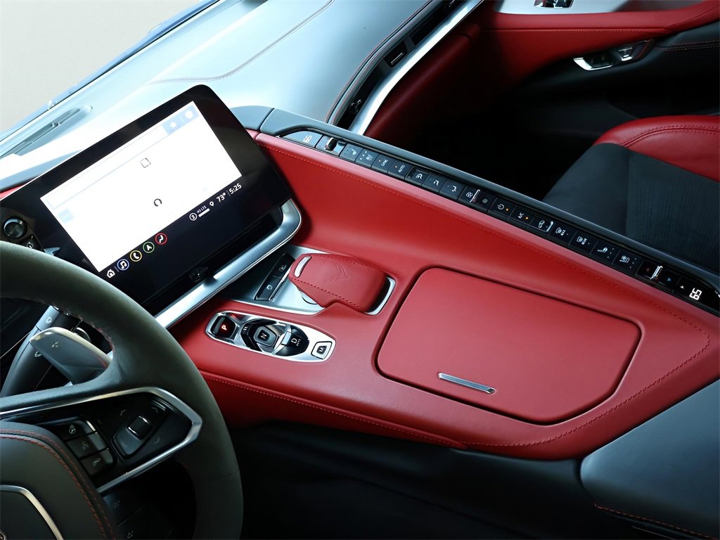 Used 2023 Chevrolet Corvette Stingray Premium Conv w/ Z51 Performance Package image 23