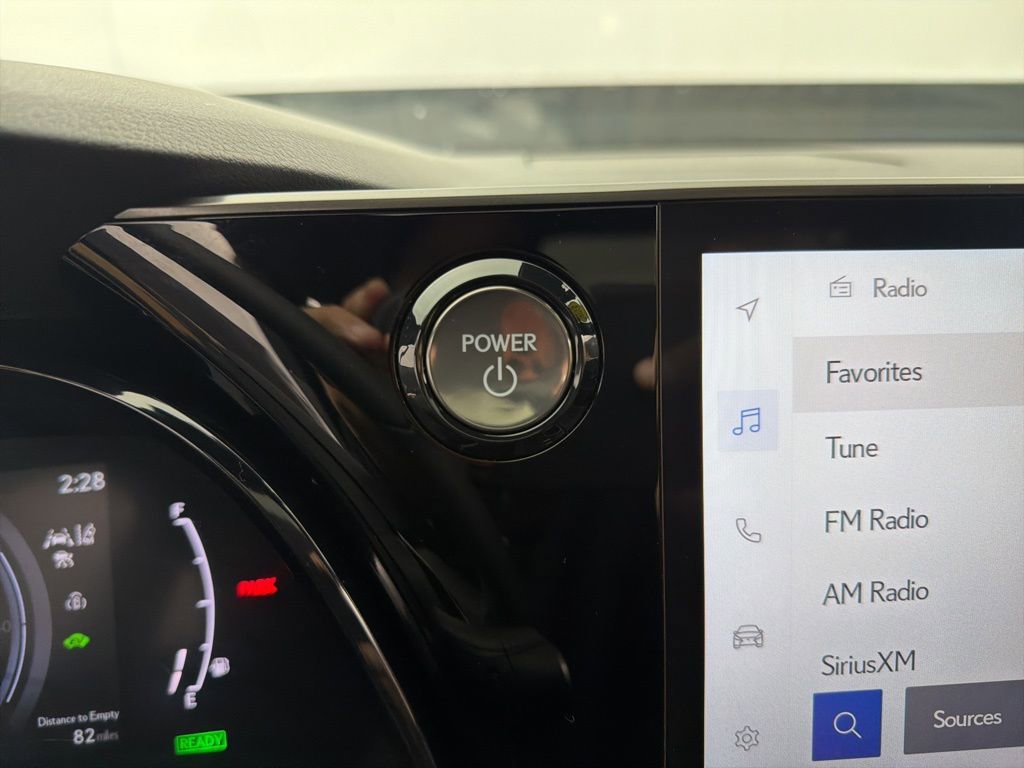 Used 2023 Lexus RX 350 w/ Accessory Package (K3) image 21