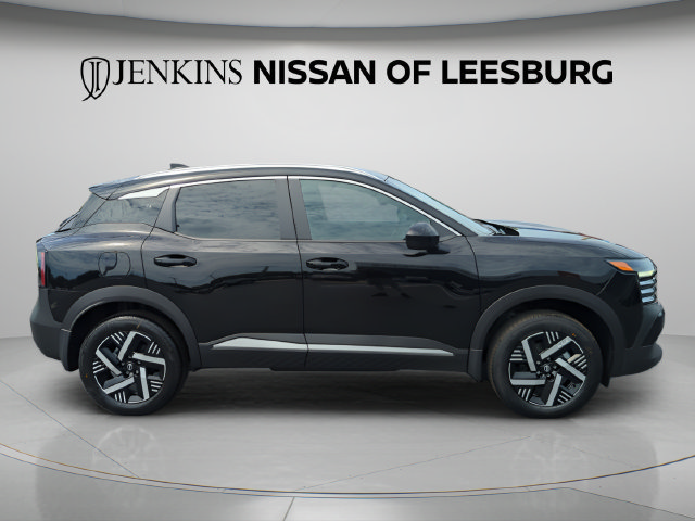 New 2026 Nissan Kicks SV w/ Interior Electronics Package FWD image 3