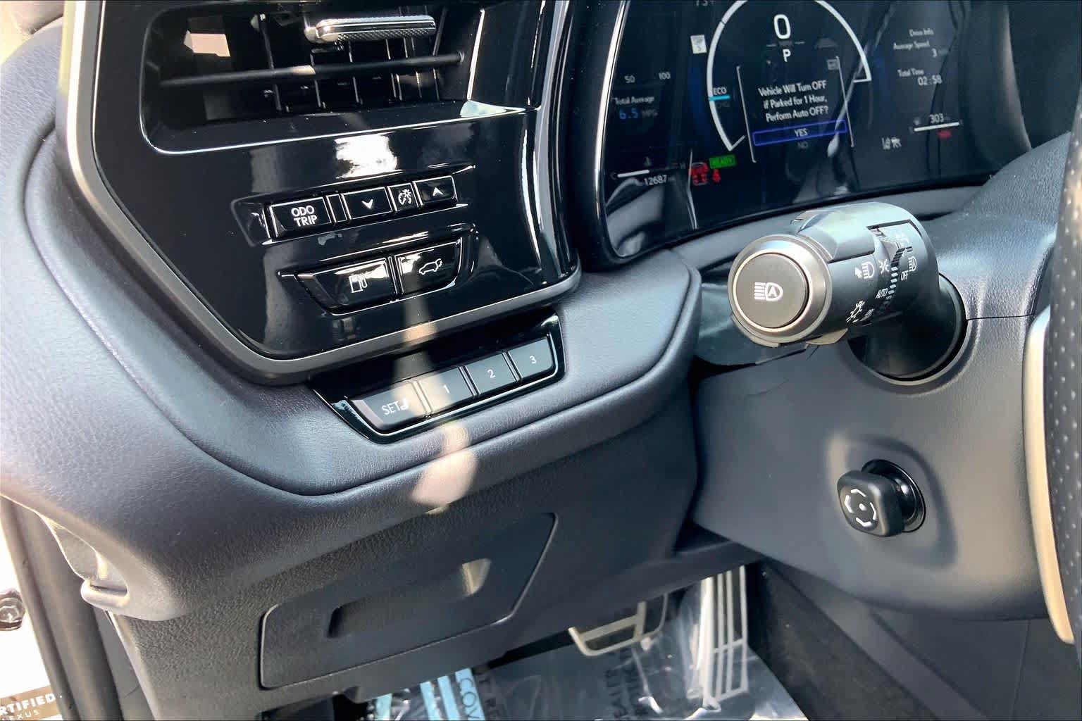 Certified 2025 Lexus TX 500h AWD w/ Technology Package image 36
