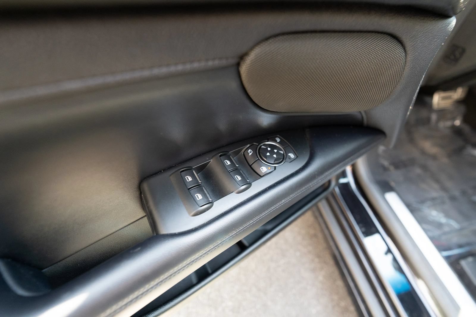 Used 2019 Lincoln MKZ Reserve w/ Reserve Plus Package AWD/4WD image 33