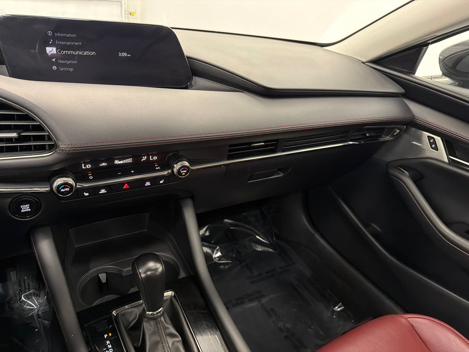 Used 2022 MAZDA MAZDA3 s FWD image 23