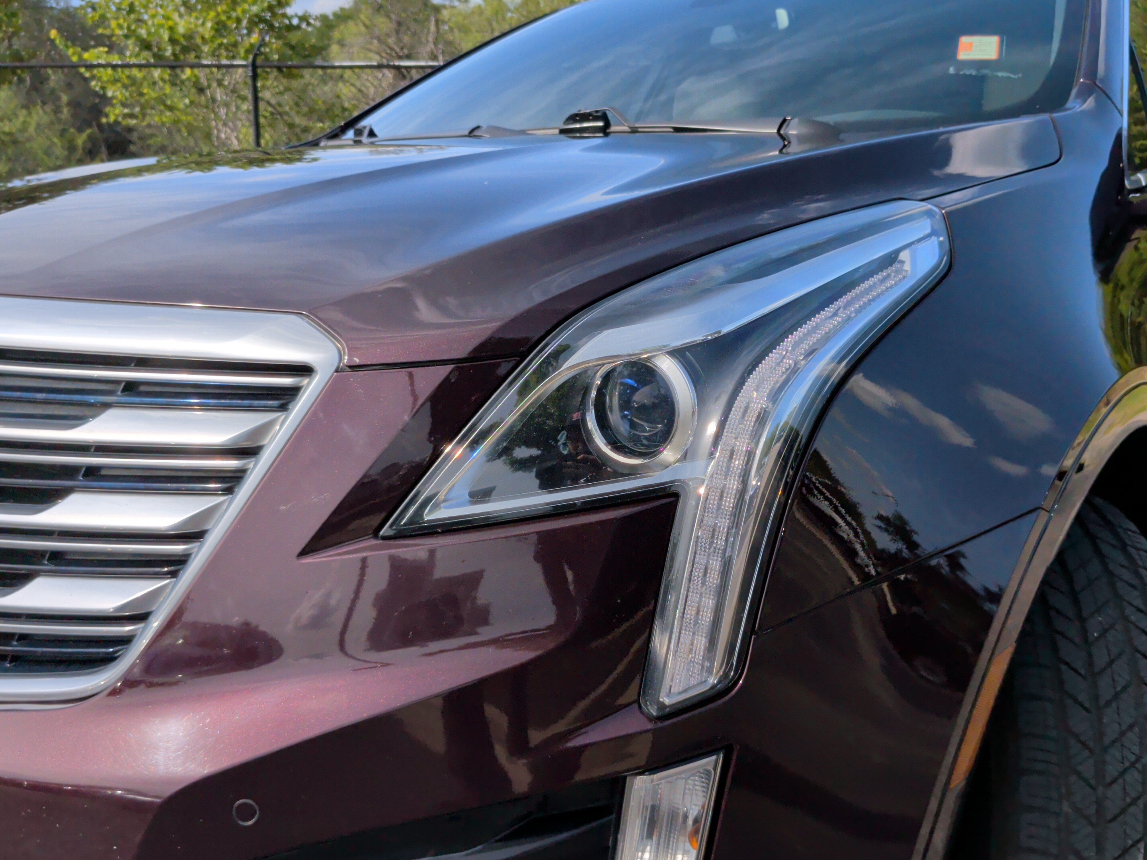 Used 2017 Cadillac XT5 Luxury w/ Driver Awareness Package FWD image 3