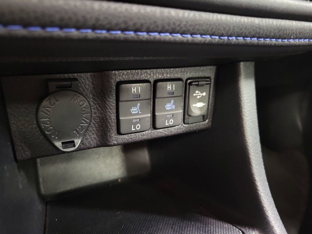 Used 2018 Toyota Corolla XSE image 16