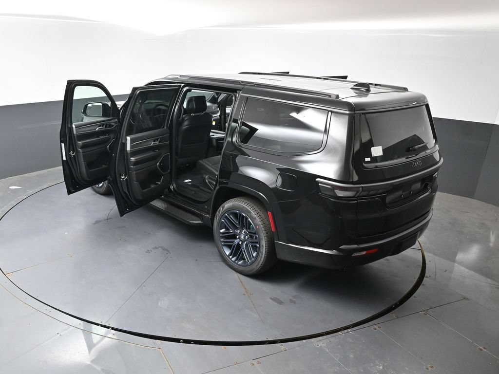 New 2026 Jeep Grand Wagoneer 4WD image 48