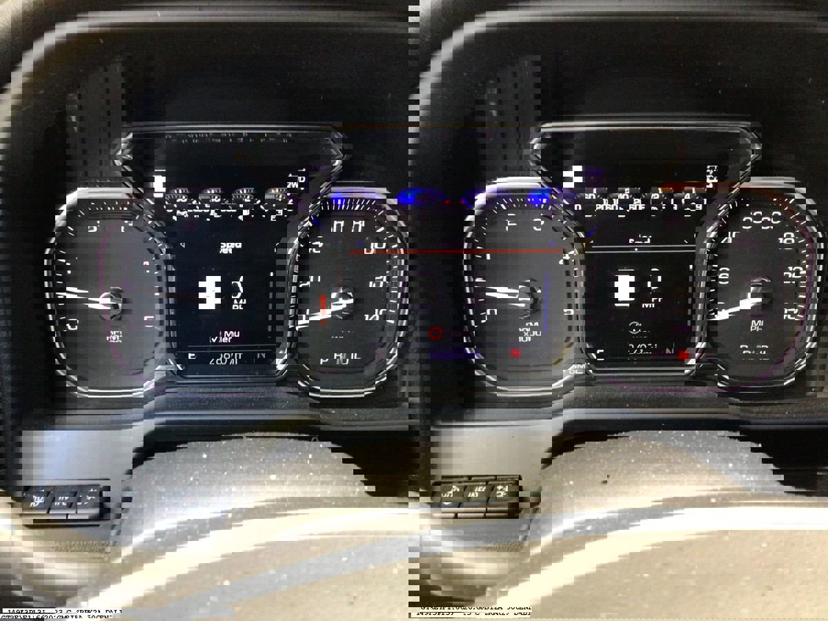 Used 2023 GMC Sierra 2500 Denali w/ Denali Black Diamond Edition image 8