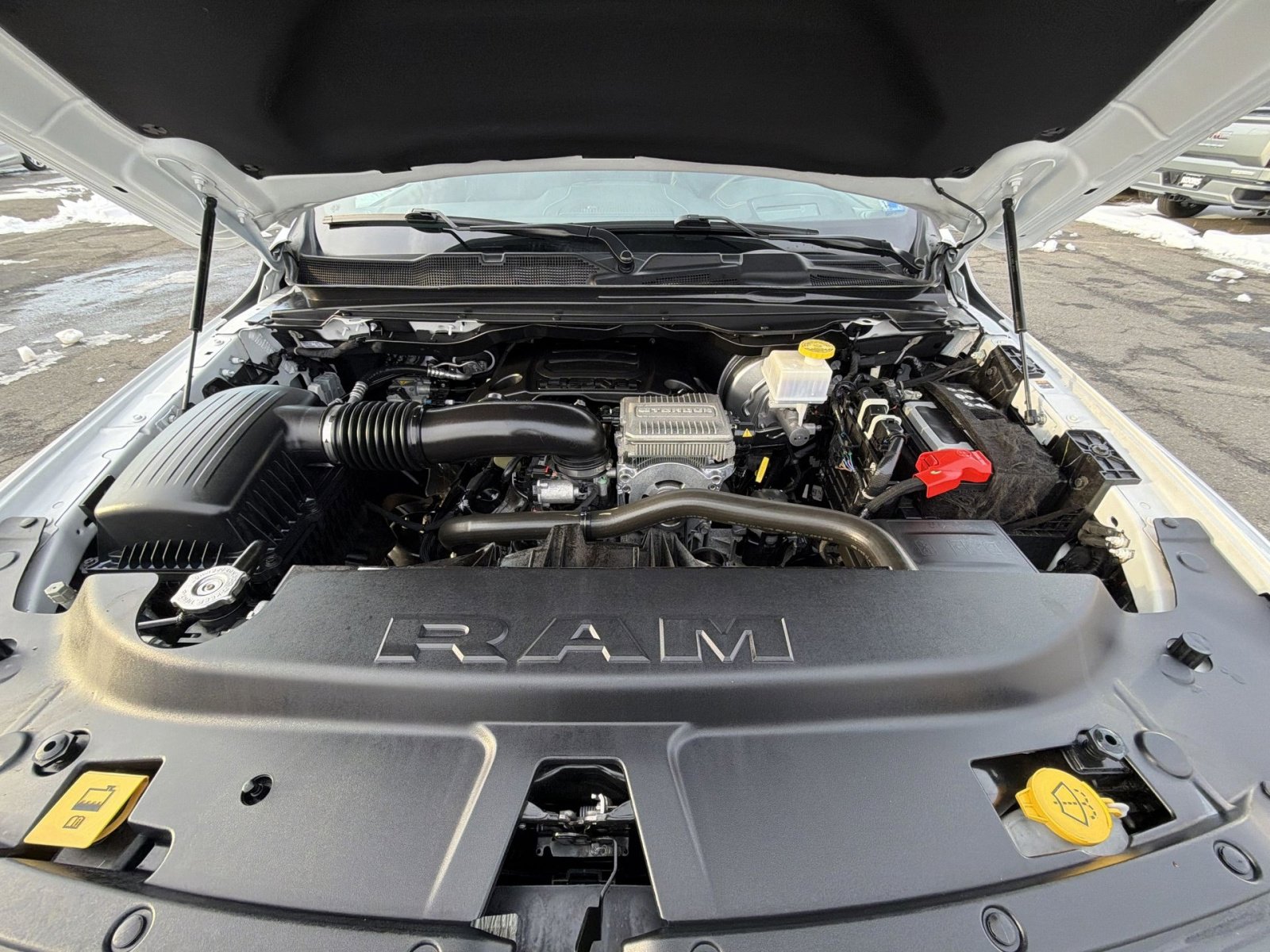 Used 2024 RAM 1500 Limited image 29