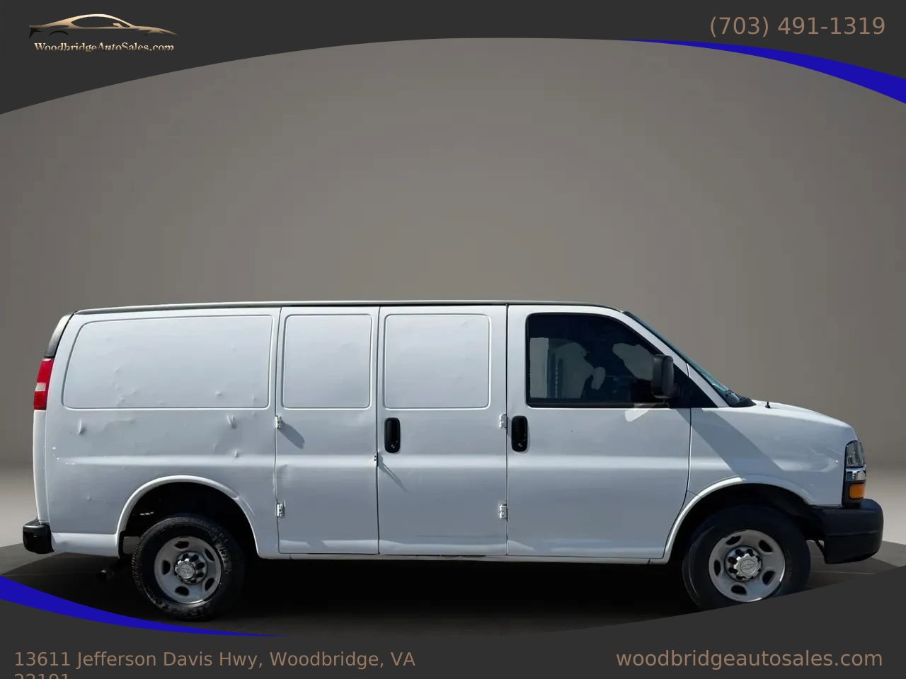 Used 2019 Chevrolet Express 2500 w/ Communications Package RWD image 2