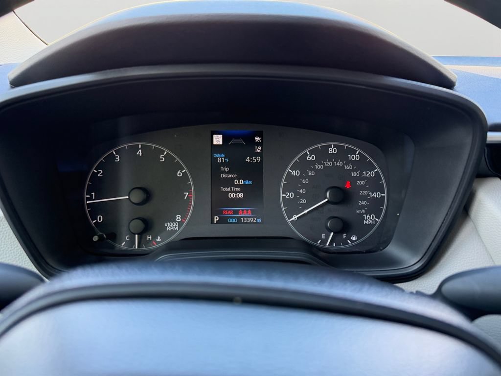Used 2025 Toyota Corolla LE FWD image 28