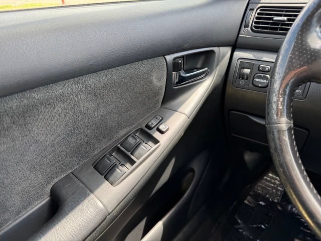 Used 2005 Toyota Corolla S FWD image 28