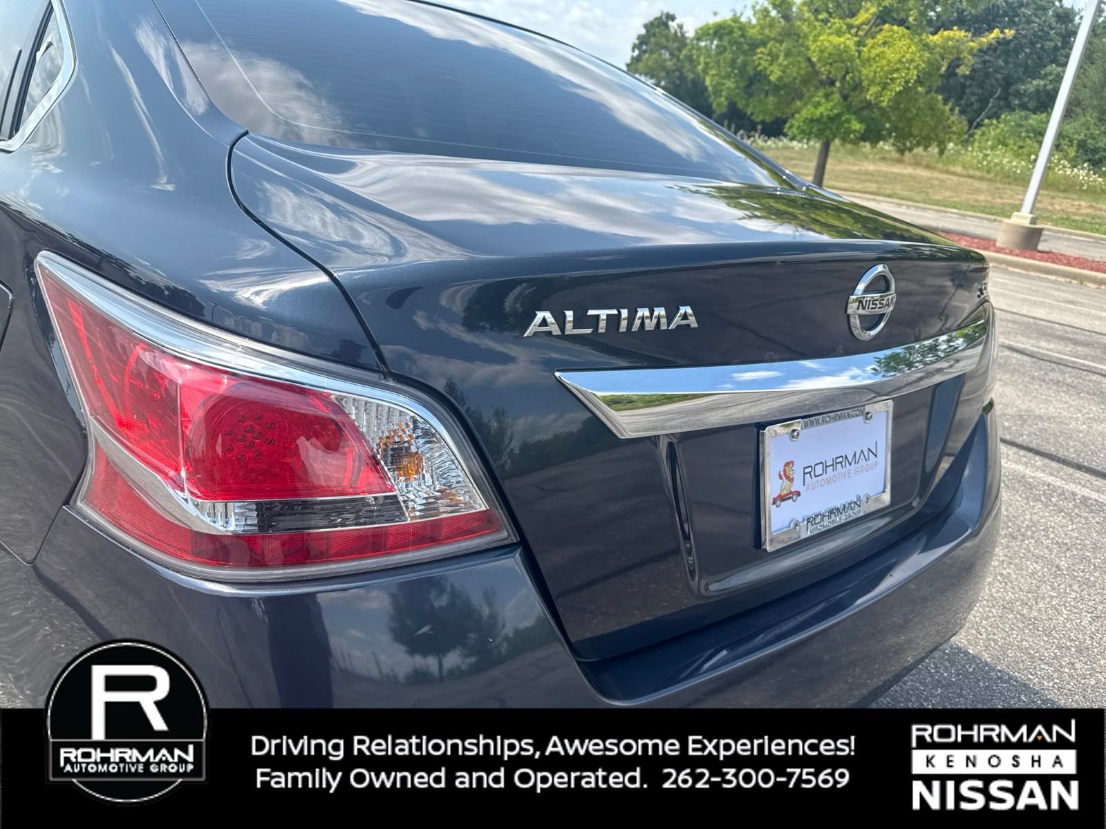Used 2015 Nissan Altima 2.5 SL FWD image 11