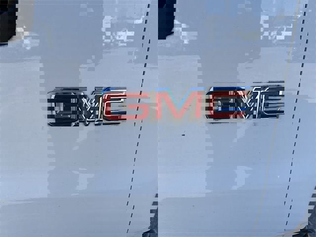 Certified 2019 GMC Savana 2500 w/ Driver Convenience Package image 29