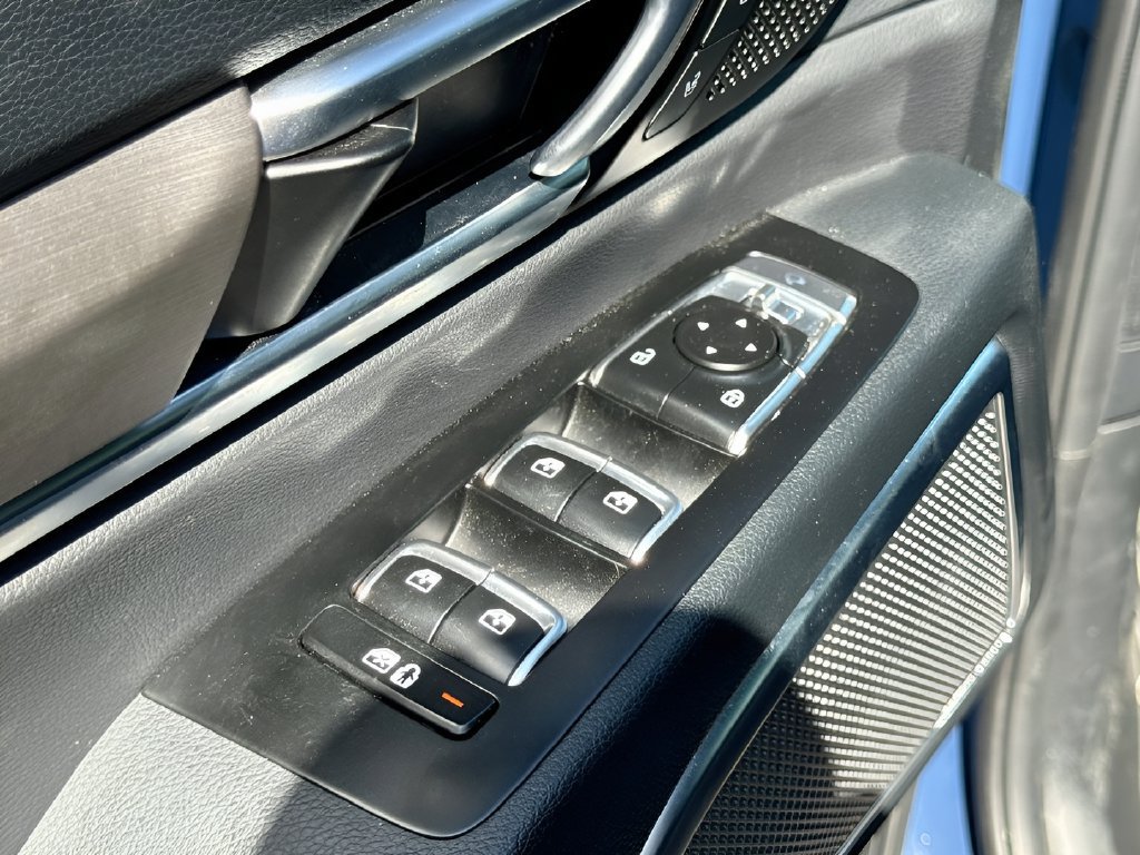 Used 2025 Kia Telluride SX Prestige X-Line AWD/4WD image 18