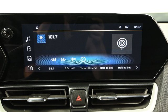 Used 2025 Chevrolet TrailBlazer LT FWD image 32