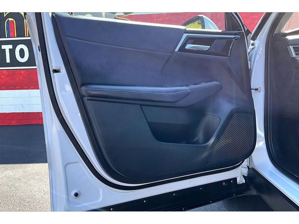 Used 2024 Mitsubishi Outlander Ralliart AWD/4WD image 19