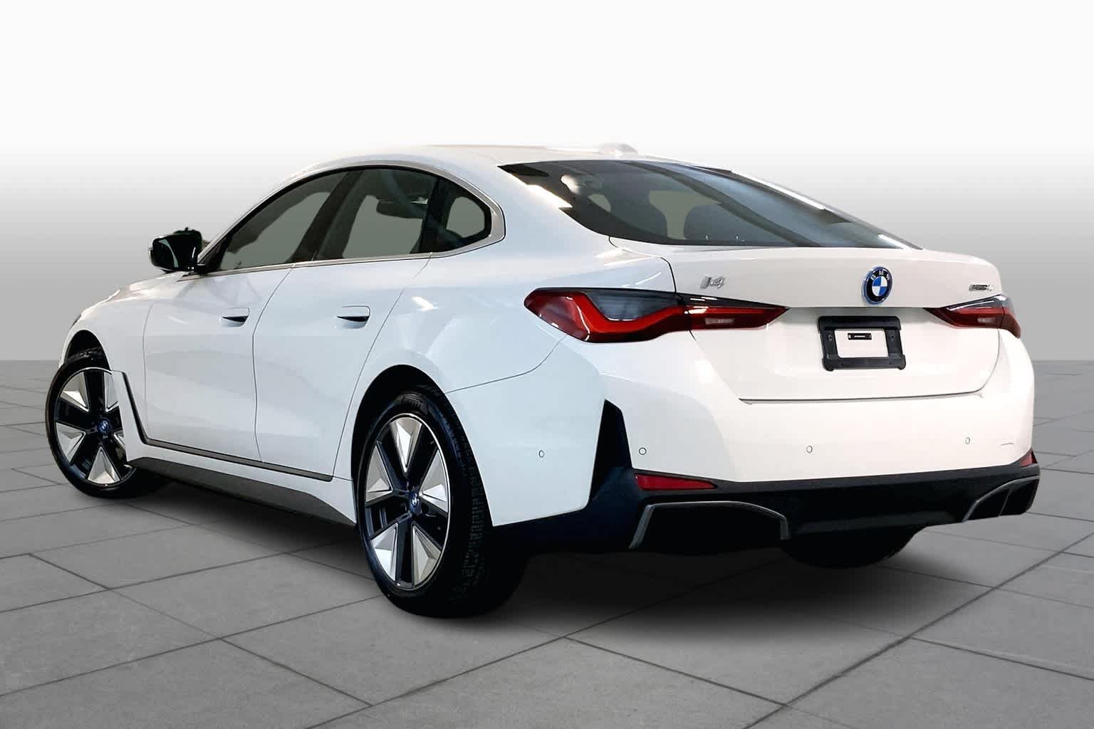 Used 2024 BMW i4 eDrive40 w/ Premium Package RWD image 12