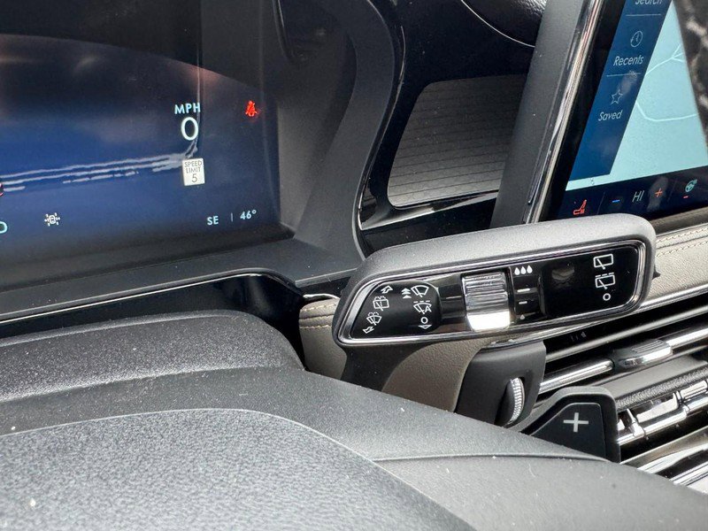 New 2026 Lincoln Corsair Premiere FWD image 21