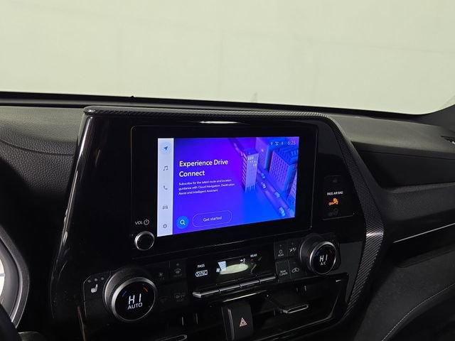 Used 2024 Toyota Highlander XSE image 17