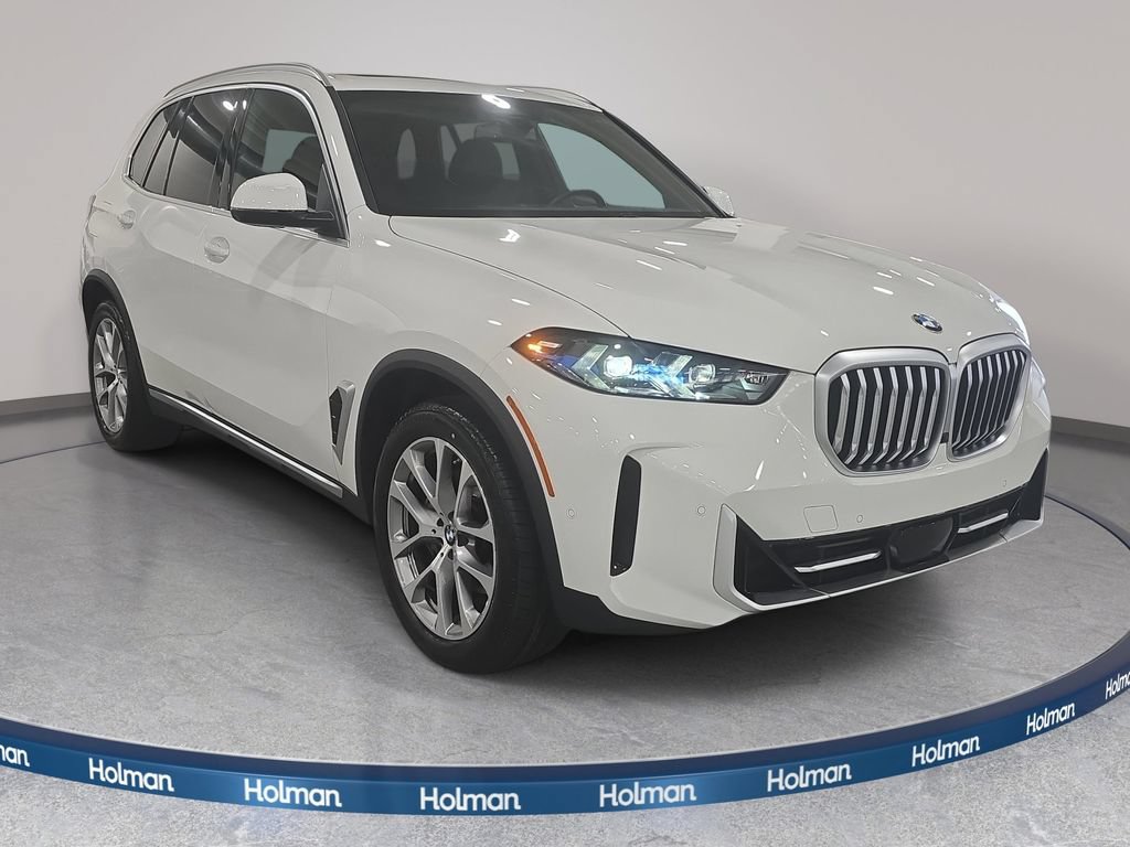 Certified 2025 BMW X5 sDrive40i w/ Parking Assistance Package RWD image 3