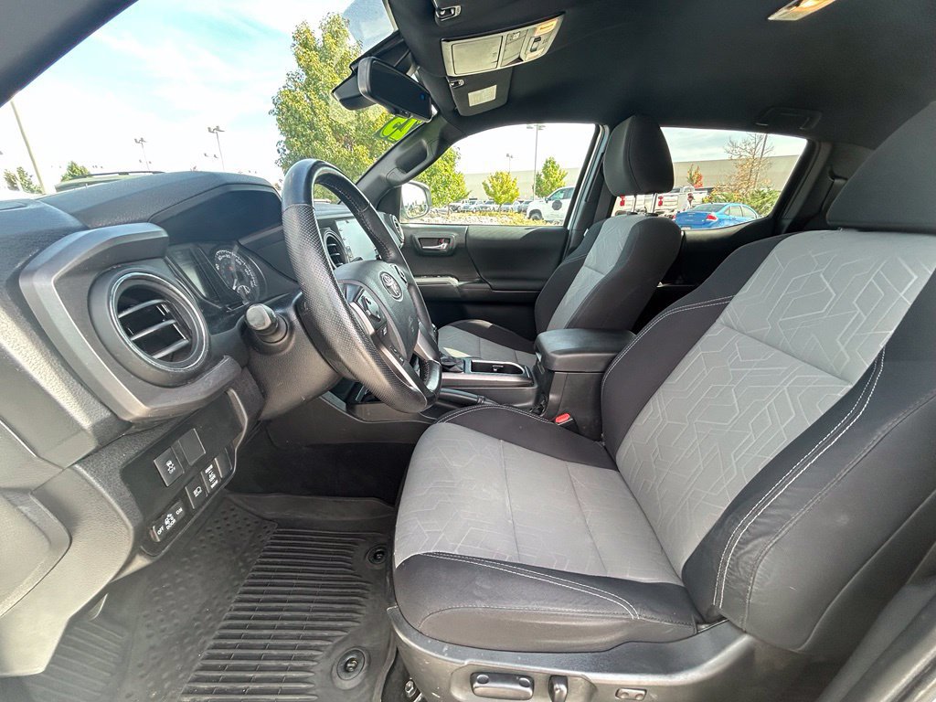 Used 2023 Toyota Tacoma TRD Sport AWD/4WD image 14