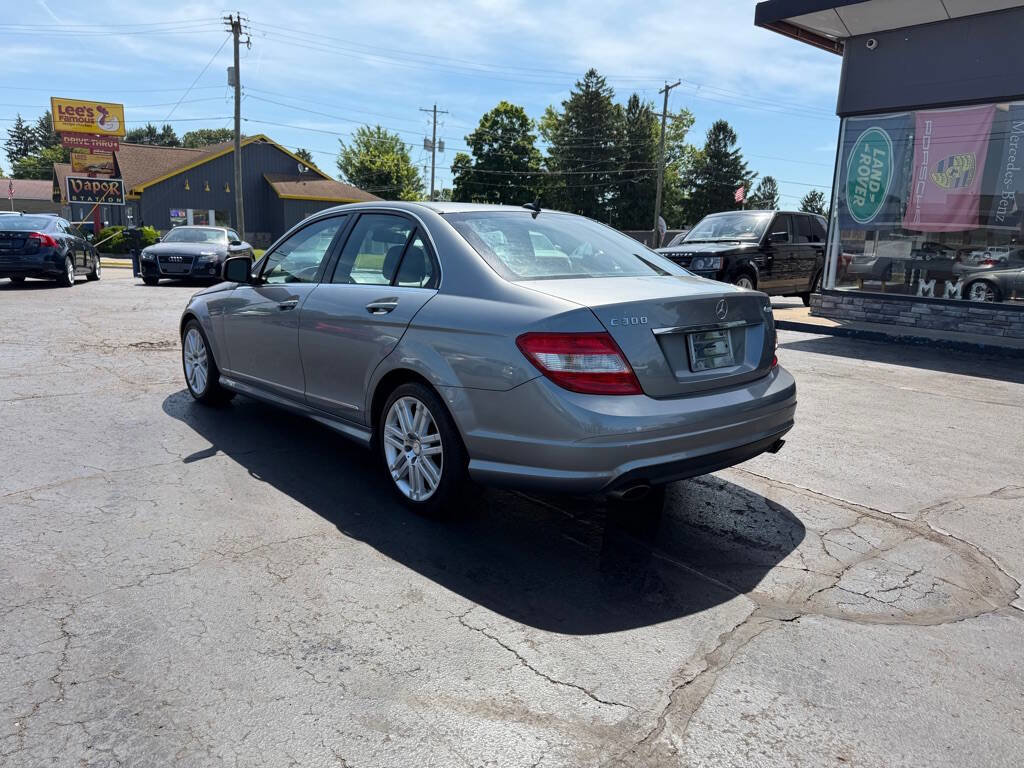 Used 2008 Mercedes-Benz C 300 4MATIC Sedan image 4