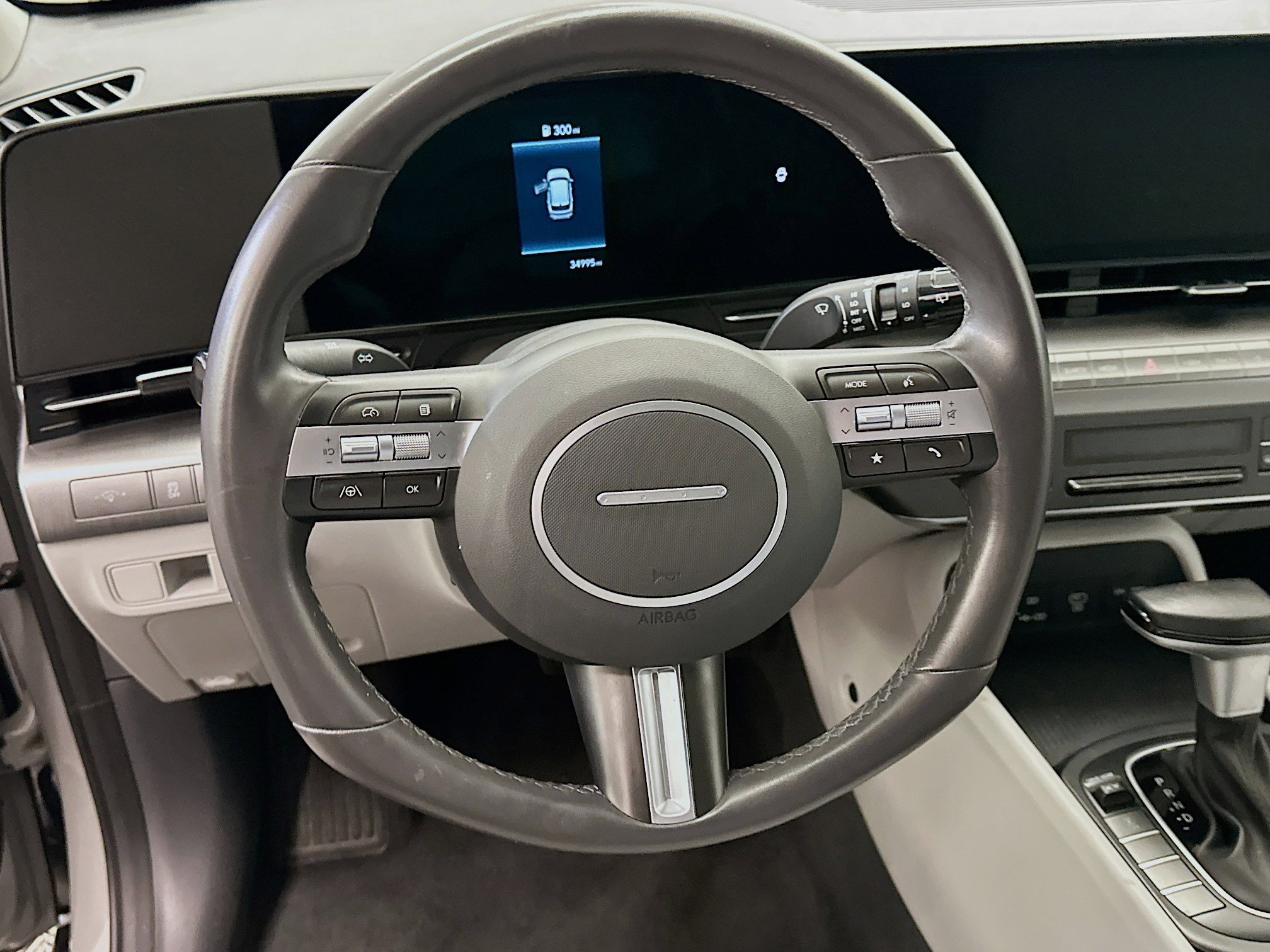 Used 2025 Hyundai Kona SEL image 18