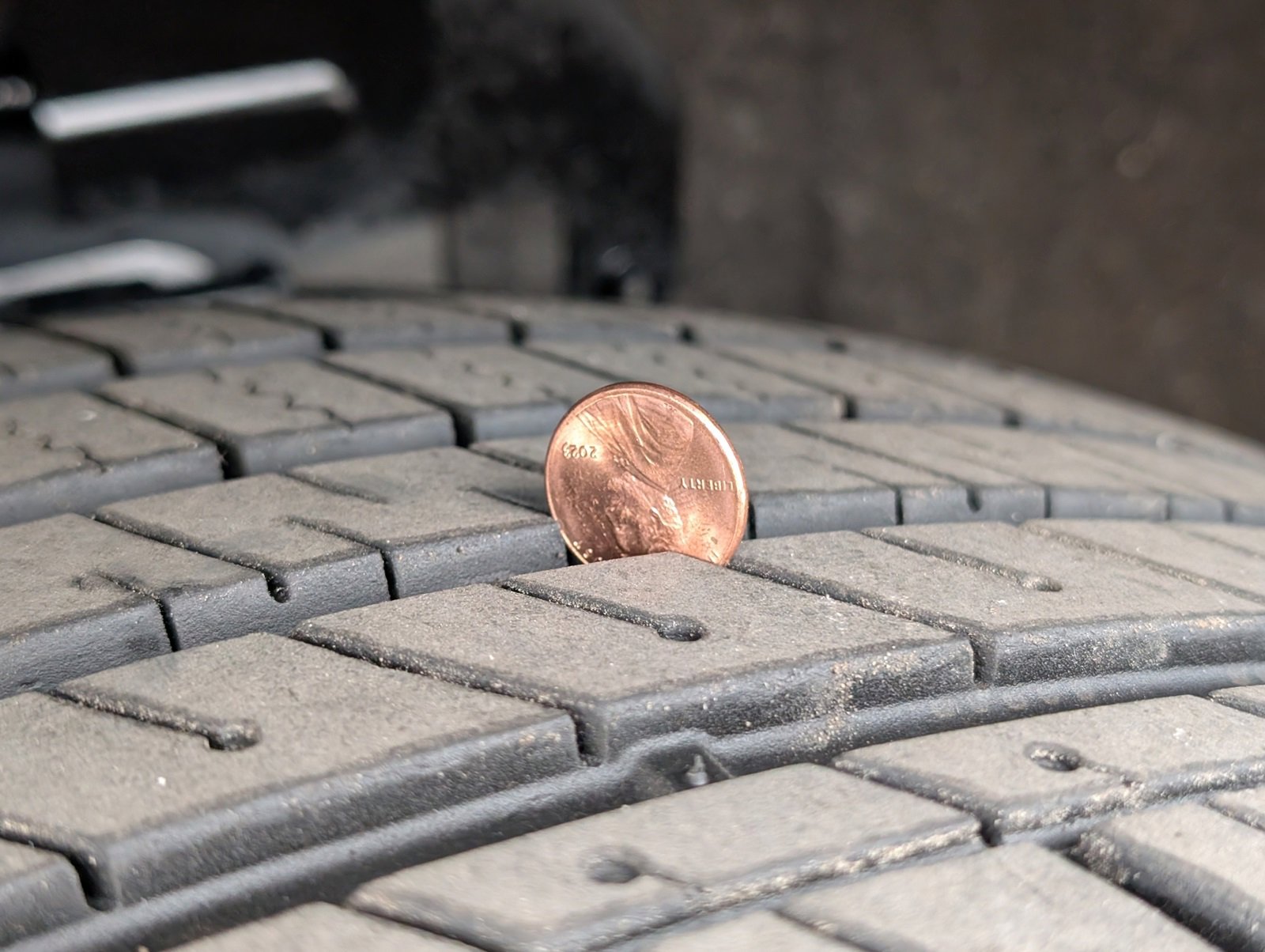 Used 2023 Nissan Rogue SV image 17