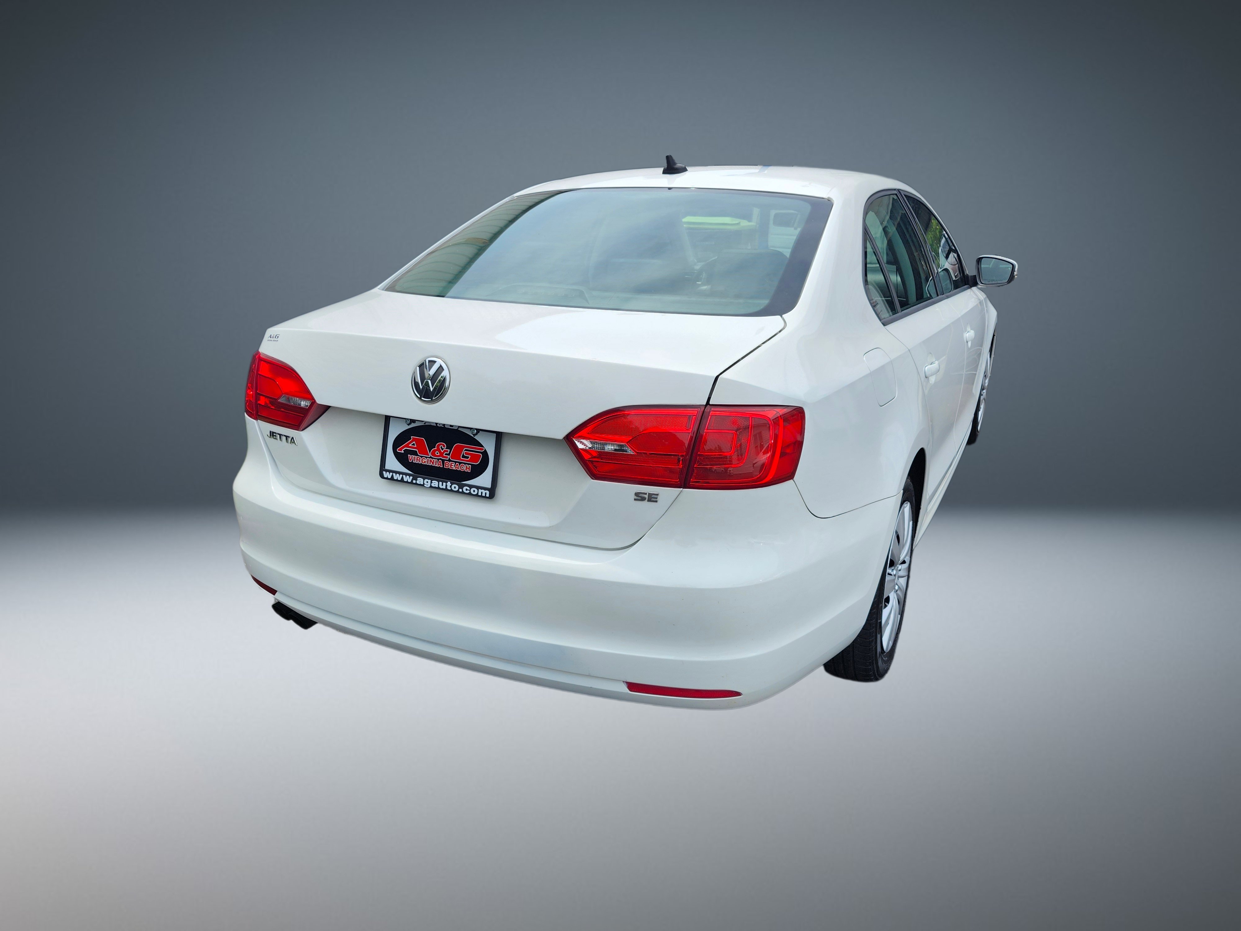 Used 2014 Volkswagen Jetta SE FWD image 3
