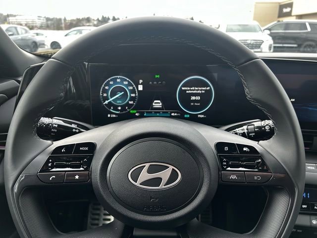 Certified 2025 Hyundai Elantra SEL FWD image 42