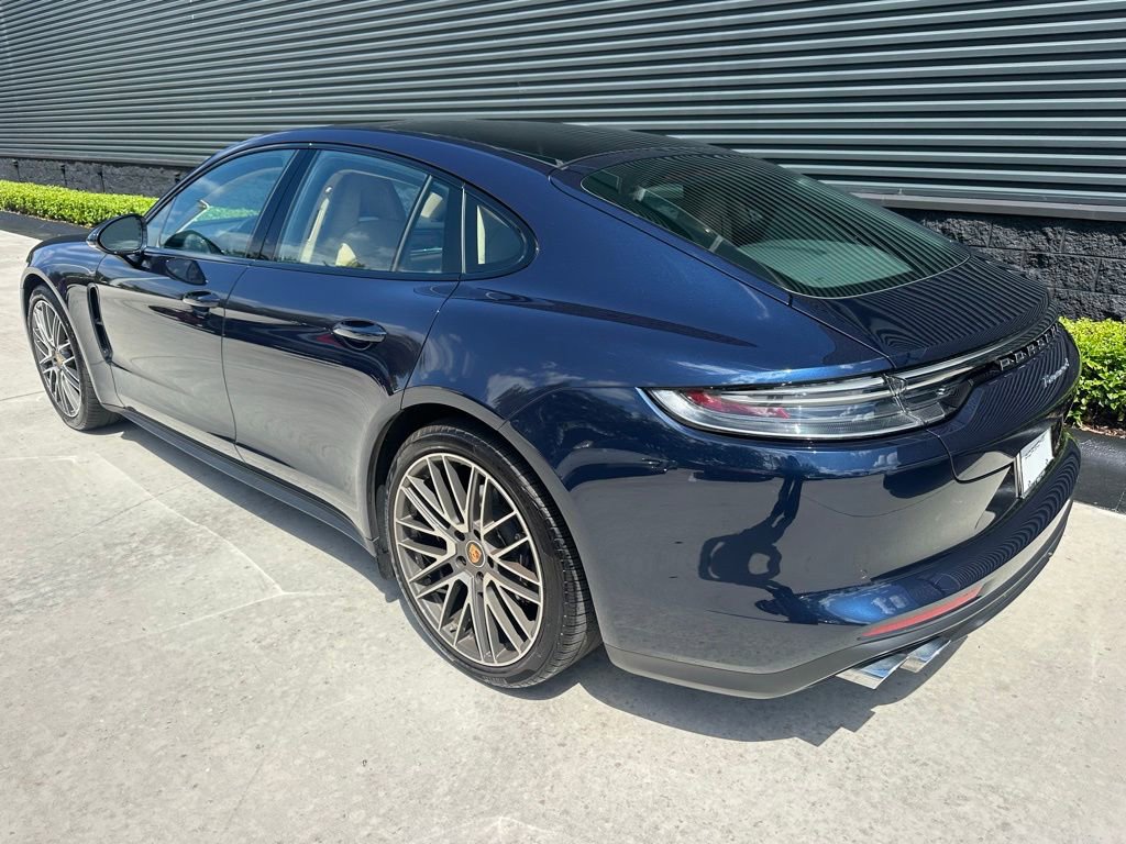Certified 2023 Porsche Panamera 4 Platinum Edition AWD/4WD image 3