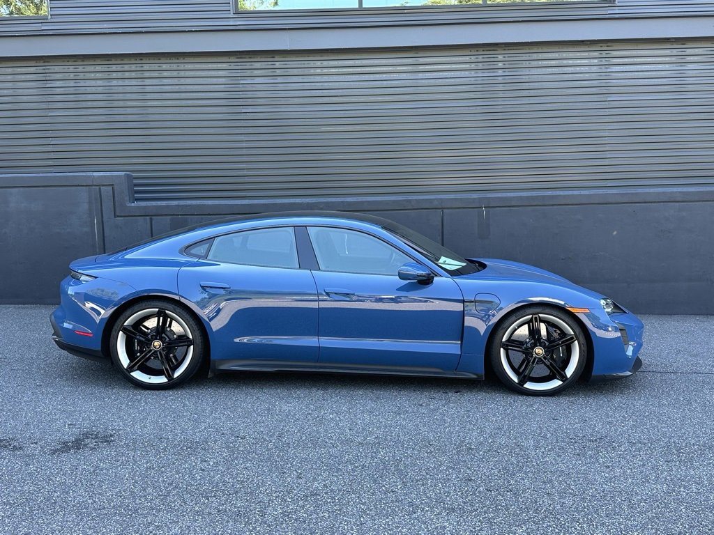 Certified 2021 Porsche Taycan Turbo S image 11