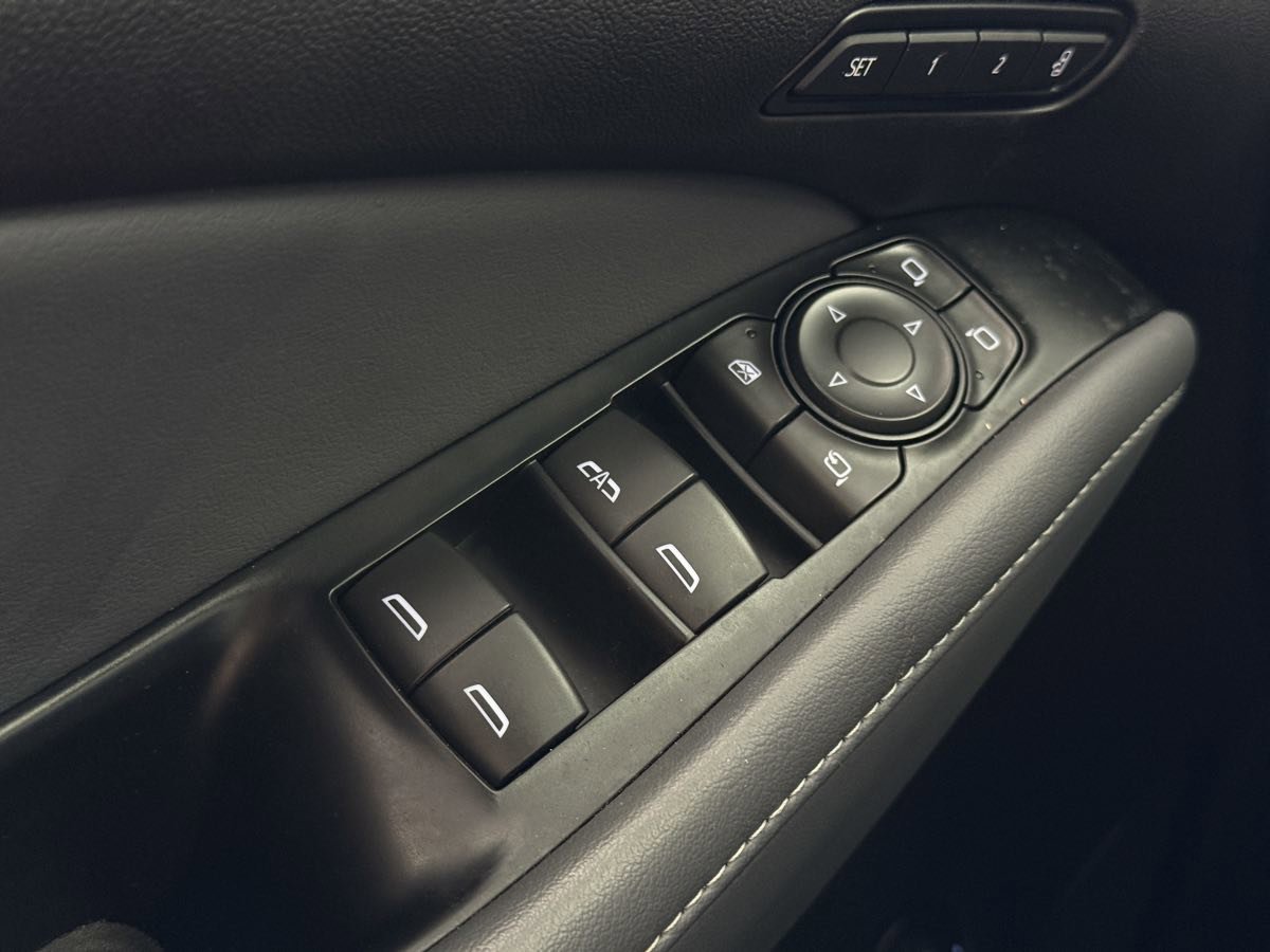 Used 2024 Buick Enclave Premium image 56