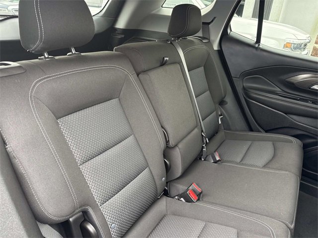 Used 2022 GMC Terrain SLE image 12