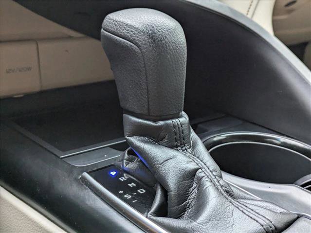 Used 2018 Toyota Camry LE image 14