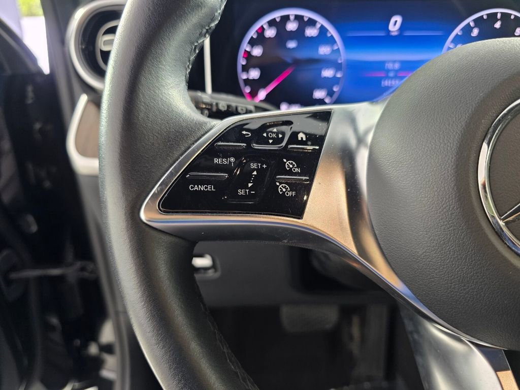 Certified 2025 Mercedes-Benz GLC 300 4MATIC image 18
