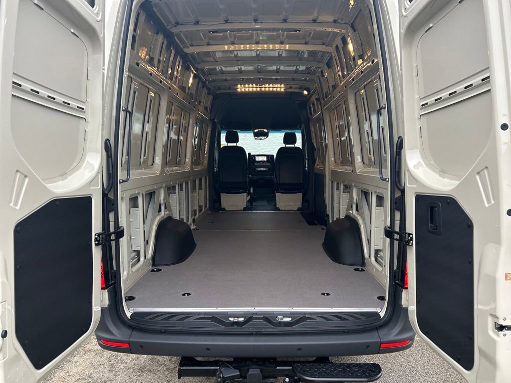 New 2026 Mercedes-Benz Sprinter 2500 image 21