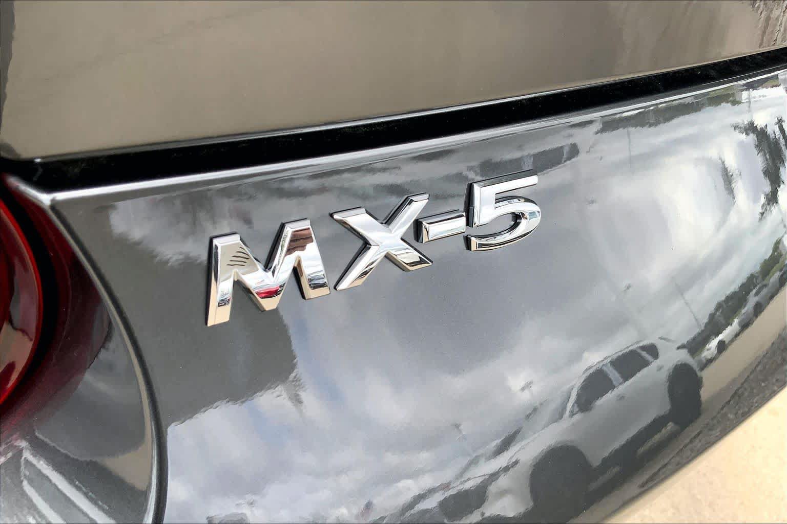 New 2026 MAZDA MX-5 Miata RF Grand Touring RWD image 15