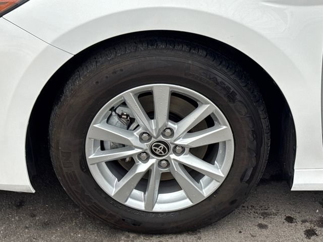 Used 2025 Toyota Camry LE FWD image 22