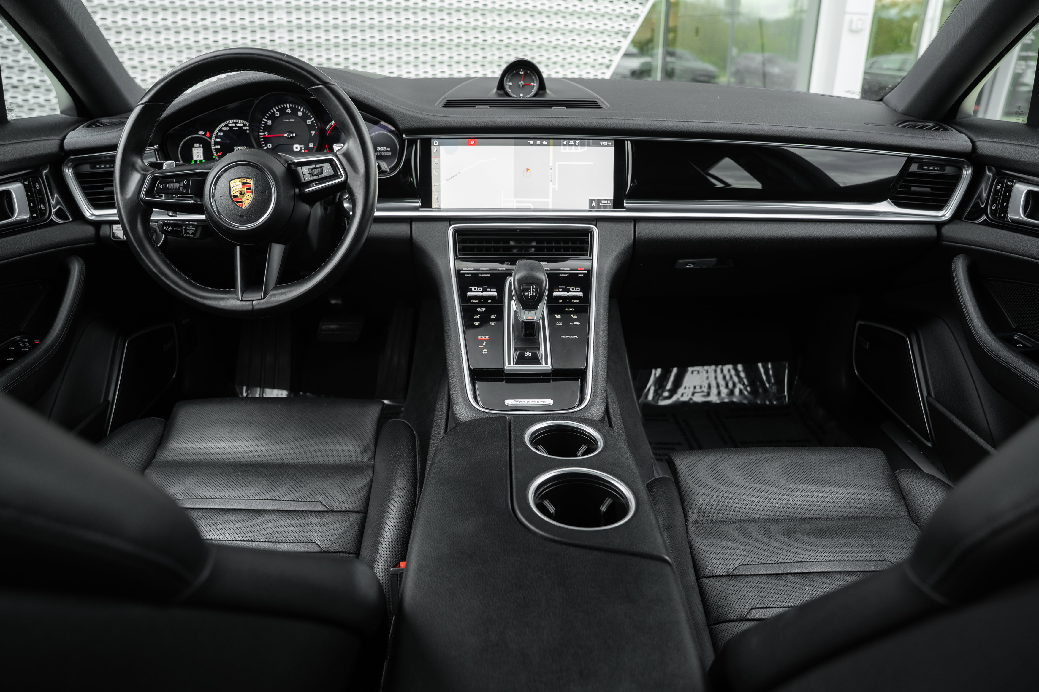 Used 2021 Porsche Panamera 4 AWD/4WD image 8