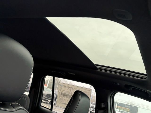 New 2026 Jeep Grand Cherokee Limited image 32