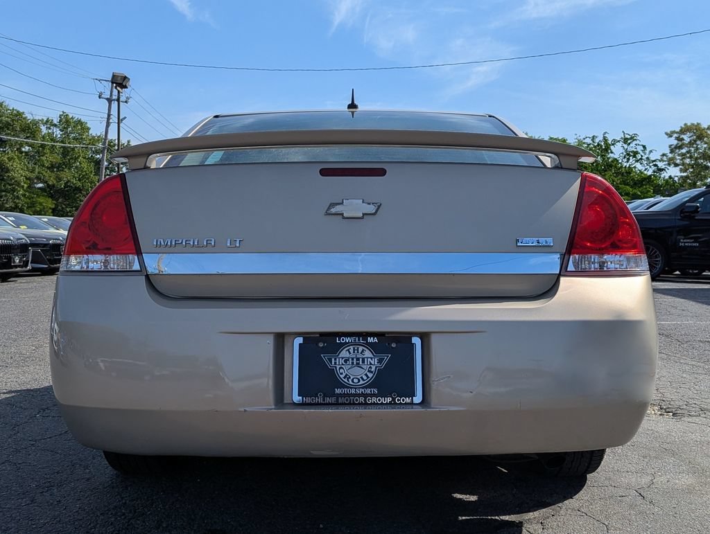 Used 2011 Chevrolet Impala LT w/ Luxury Edition Package FWD image 9