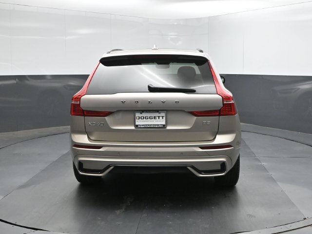 Used 2025 Volvo XC60 B5 Core AWD/4WD image 5