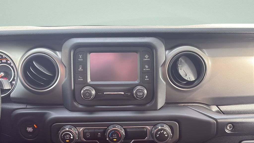 Used 2021 Jeep Wrangler Sport AWD/4WD image 14