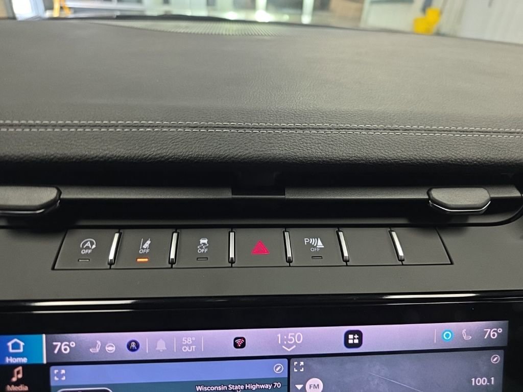 New 2026 Jeep Grand Cherokee L Limited w/ Limited Altitude Package image 23