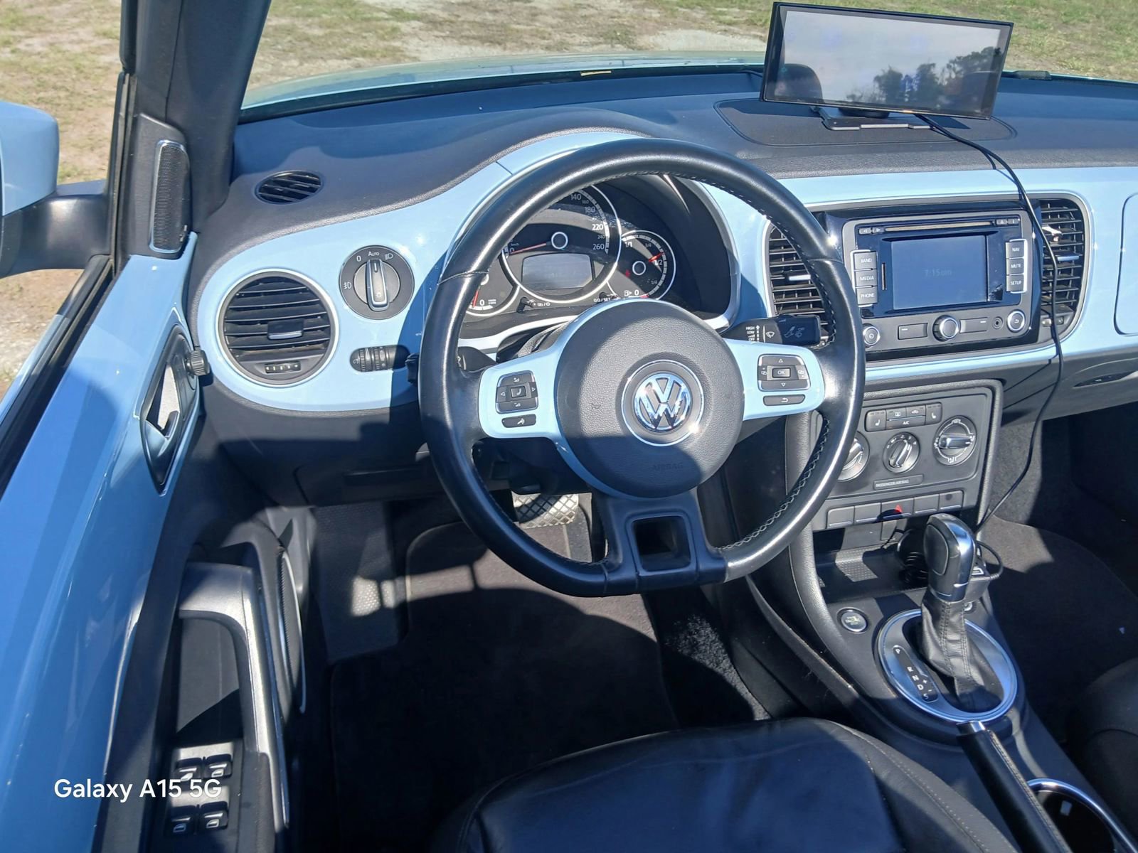 Used 2014 Volkswagen Beetle 2.5 image 23