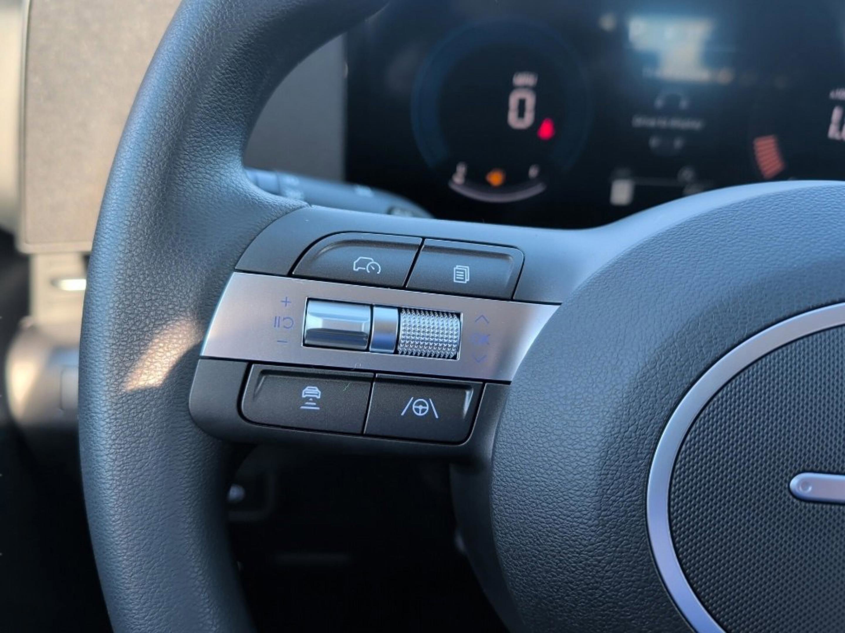 New 2026 Hyundai Kona SE FWD image 13