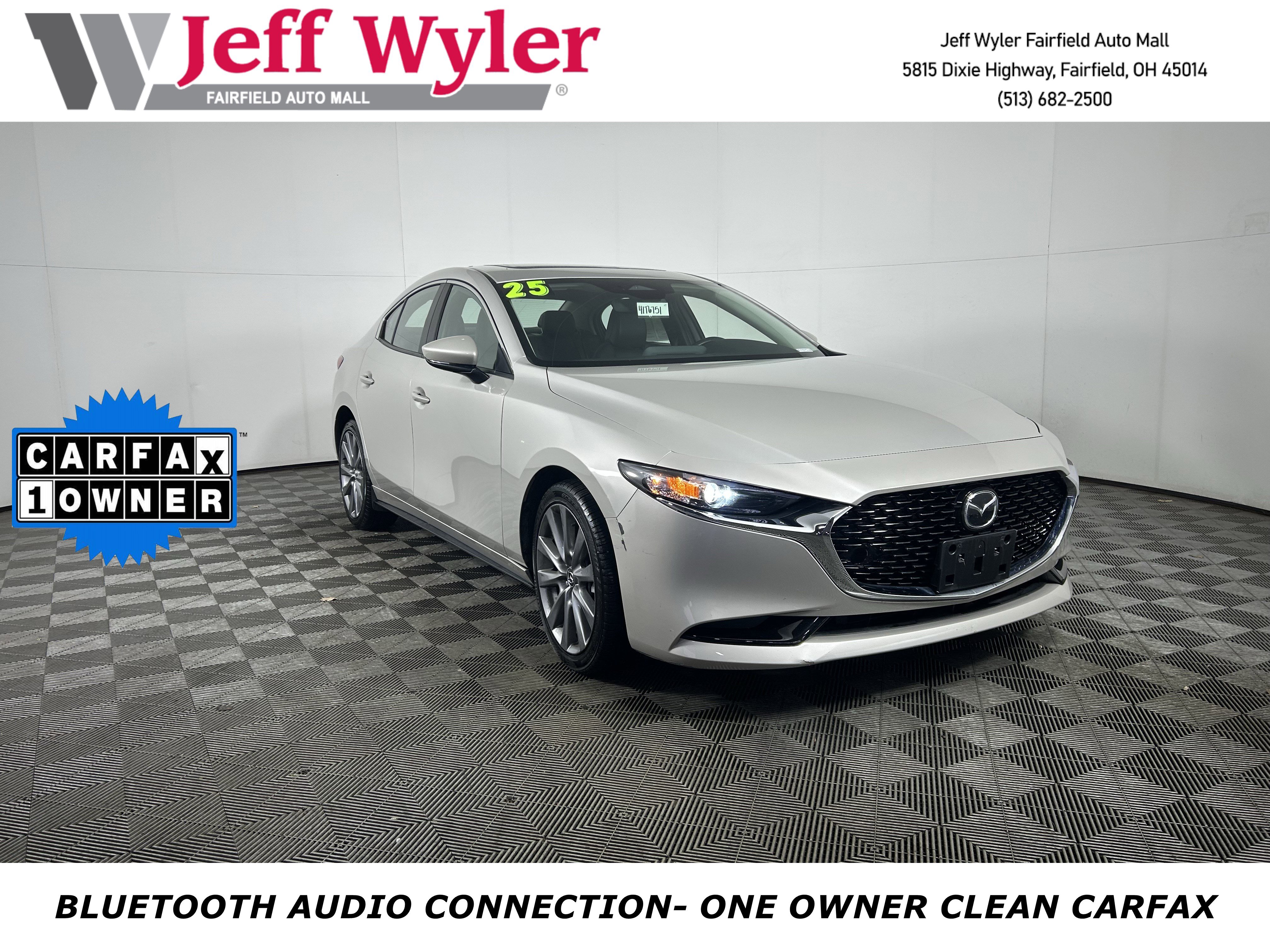 Used 2025 MAZDA MAZDA3 s image 1