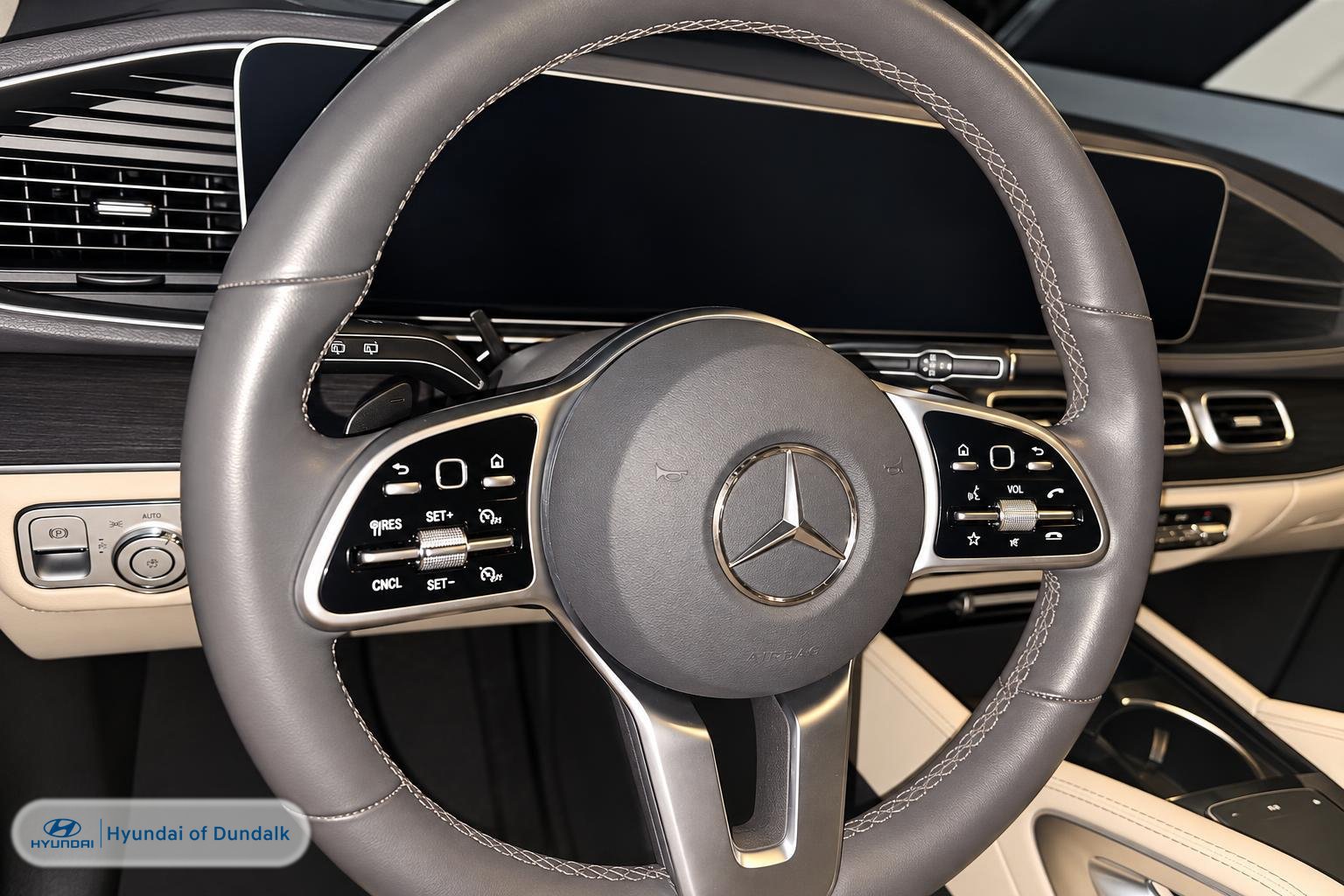 Used 2020 Mercedes-Benz GLE 350 4MATIC w/ Premium Package image 10