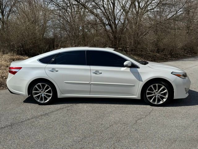 Used 2014 Toyota Avalon XLE Touring image 4