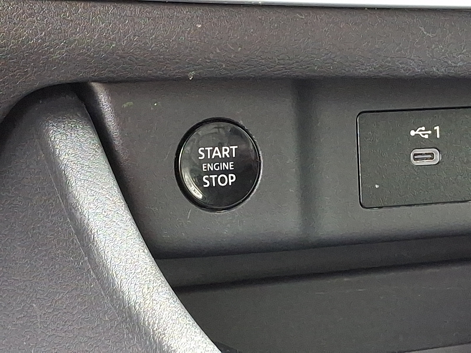 Certified 2026 Nissan Rogue SV w/ SV Premium Package AWD/4WD image 26
